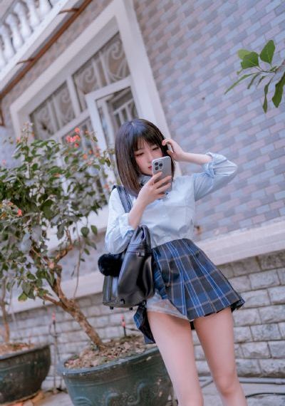 欲望中的女人免费观看_HD动漫免费观看